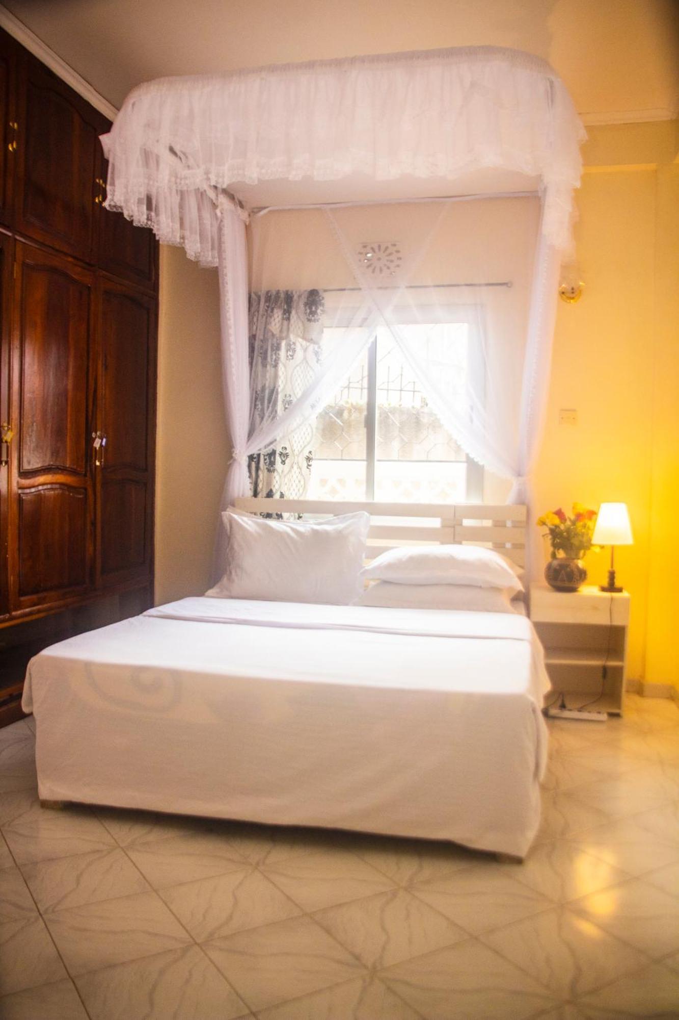 Wakawaka Hostel Arusha Luaran gambar