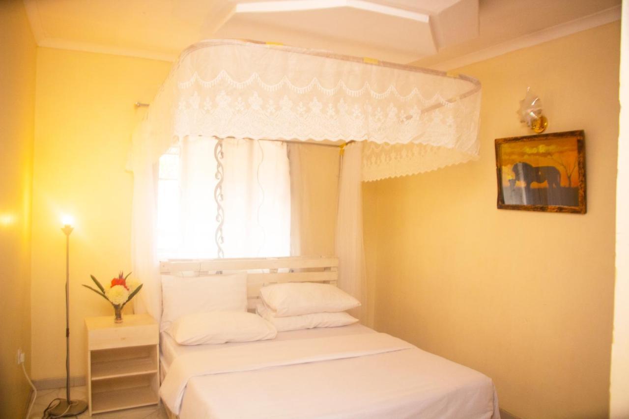 Wakawaka Hostel Arusha Luaran gambar